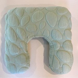 Nook Niche Nursing Pillow